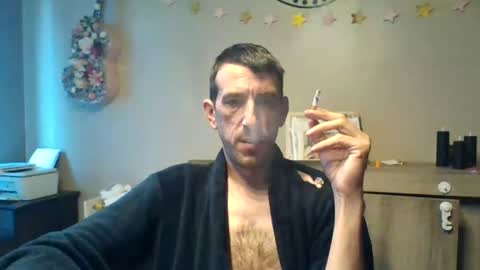 Snapshot of fasterlife chatting on July 9, 2026, 5:44 am Fastlife online show from July 9, 2026, 5:44 am