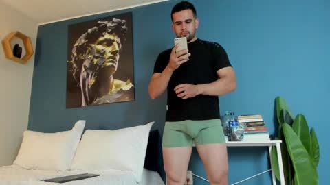 M A T  T E O online show from December 21, 2024, 8:21 pm