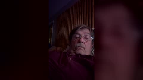 Snapshot of fatdickad chatting on December 22, 2025, 6:21 am fatdickad online show from December 22, 2025, 6:21 am