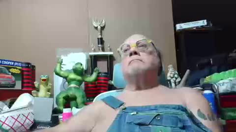 Fred. online show from October 16, 2025, 1:28 am
