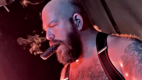 FAT PAPA online show from March 4, 2026, 9:37 am