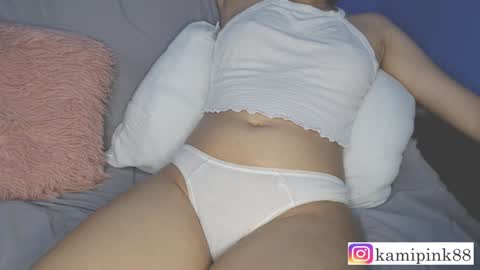 kamipink88 online show from December 13, 2024, 12:42 am