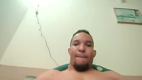 Snapshot of favoritecoffee chatting on February 2, 2026, 5:50 am favoritecoffee online show from February 2, 2026, 5:50 am