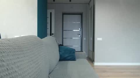 favoriteyour online show from November 1, 2025, 4:58 am