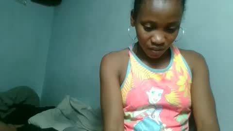 Snapshot of fayence09 chatting on September 29, 2025, 8:13 pm fayence09 online show from September 29, 2025, 8:13 pm