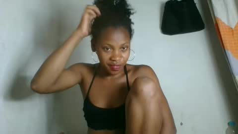 Snapshot of fayence09 chatting on October 20, 2025, 9:04 pm fayence09 online show from October 20, 2025, 9:04 pm