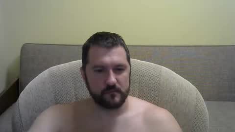 Snapshot of feb82 chatting on April 18, 2026, 11:05 pm feb82 online show from April 18, 2026, 11:05 pm