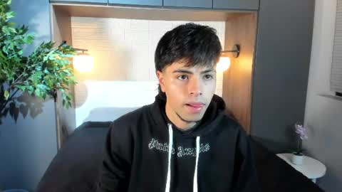 Fede online show from July 27, 2026, 3:46 am