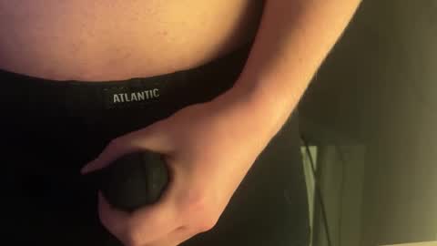 Snapshot of feet_joi_me chatting on February 13, 2026, 1:45 am joi for me online show from February 13, 2026, 1:45 am