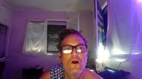Snapshot of feetfetish31826887 chatting on August 3, 2026, 9:04 am feetfetish31826887 online show from August 3, 2026, 9:04 am