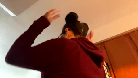 Soley online show from January 28, 2025, 10:12 pm