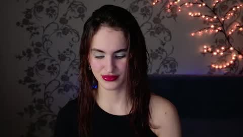 Snapshot of felicia_lav chatting on February 7, 2026, 6:22 pm Frida online show from February 7, 2026, 6:22 pm