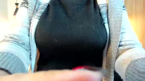 Snapshot of felina_777 chatting on June 9, 2026, 7:14 pm Cielo online show from June 9, 2026, 7:14 pm