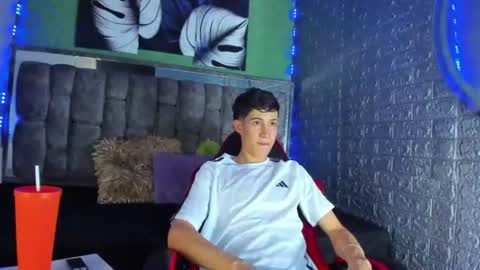 Snapshot of felipe_fiire chatting on June 14, 2026, 7:49 pm felipe fiire online show from June 14, 2026, 7:49 pm