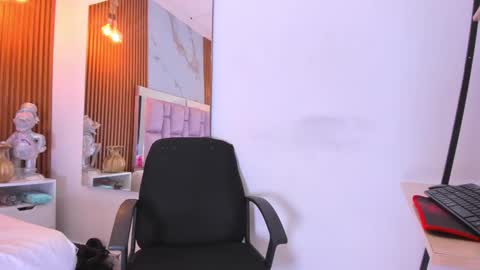Snapshot of felipe_jones chatting on January 28, 2025, 9:40 pm FELIPE online show from January 28, 2025, 9:40 pm