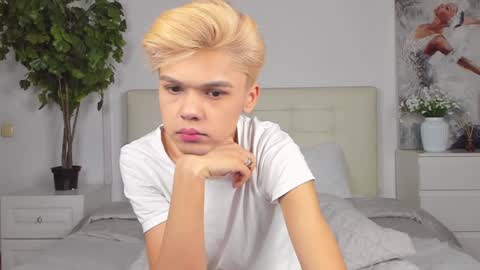 Felix online show from February 7, 2025, 10:20 pm