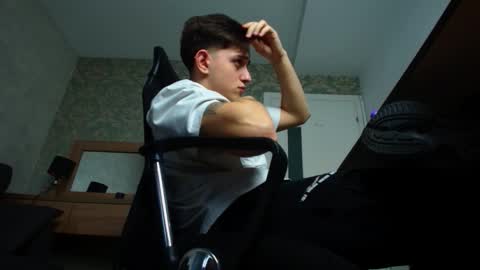 FelixStark online show from November 1, 2025, 6:04 am