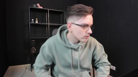 FelixStark online show from May 2, 2026, 4:50 am