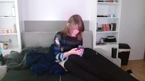 femboyflowers online show from November 24, 2025, 9:36 pm
