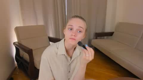 femmantis online show from June 26, 2026, 7:13 am