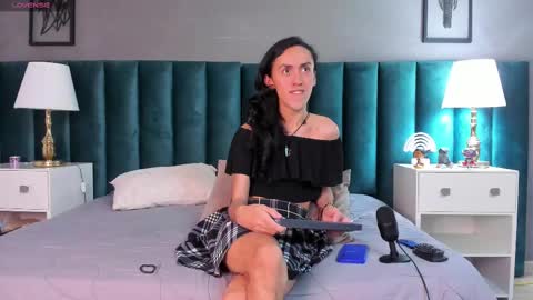 Snapshot of fenix_karoll chatting on February 28, 2025, 5:15 pm Karol online show from February 28, 2025, 5:15 pm