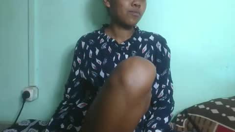 fenou122745 online show from February 15, 2026, 8:24 am