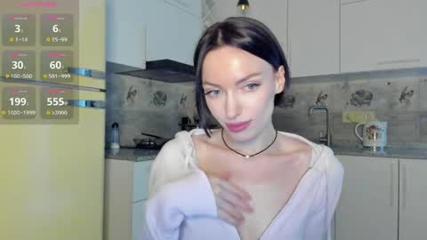 Leya online show from May 5, 2026, 5:21 pm