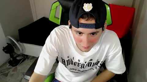 Snapshot of fernan_flow chatting on November 27, 2025, 3:08 am FERNANDO online show from November 27, 2025, 3:08 am