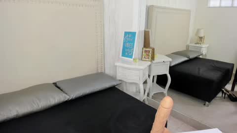 Snapshot of fernandaavila chatting on May 26, 2026, 9:33 pm Fernanda online show from May 26, 2026, 9:33 pm