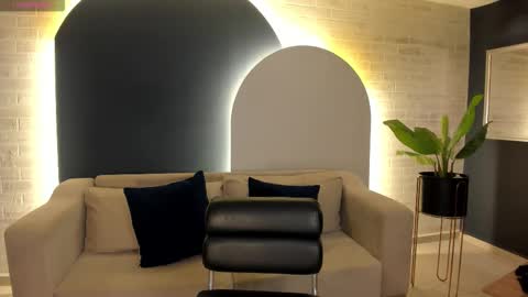 FER  online show from October 7, 2025, 11:07 am