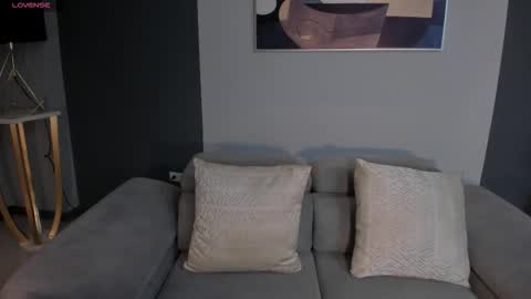 FER  online show from October 12, 2025, 11:04 pm