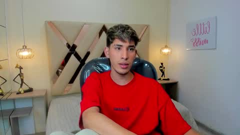 FER PHOENIX online show from December 23, 2025, 4:32 am