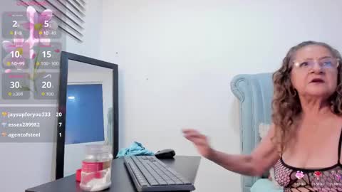Snapshot of ferrimature chatting on May 15, 2026, 11:56 pm Marcela online show from May 15, 2026, 11:56 pm