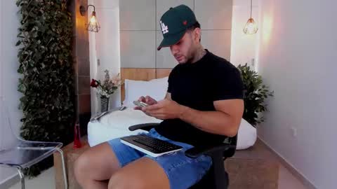 ferxomagno online show from December 16, 2025, 7:19 pm