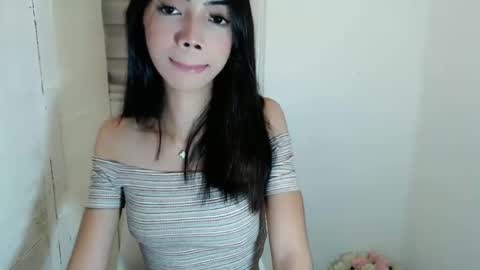 Snapshot of feyaaa chatting on February 24, 2025, 5:43 am feyaaa online show from February 24, 2025, 5:43 am