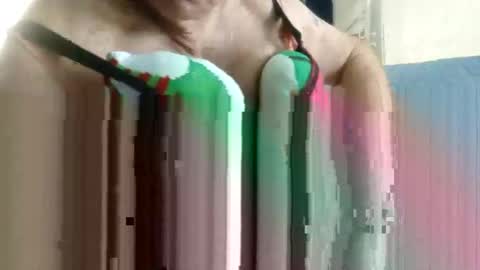 fffreaky101 online show from February 3, 2025, 12:36 pm