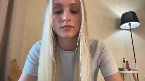 Lisa online show from September 20, 2025, 10:49 am