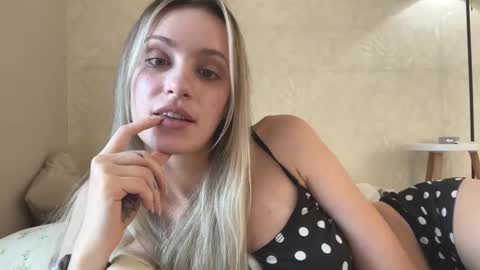 Lisa online show from September 26, 2025, 8:51 am