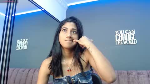 Freyja  online show from March 7, 2025, 6:11 pm