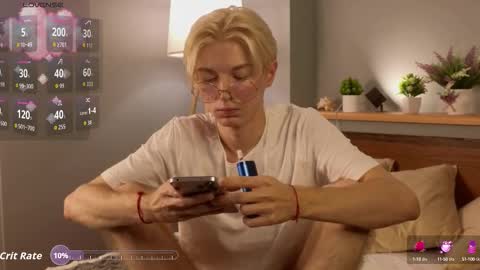 Thomas online show from September 25, 2025, 10:13 pm