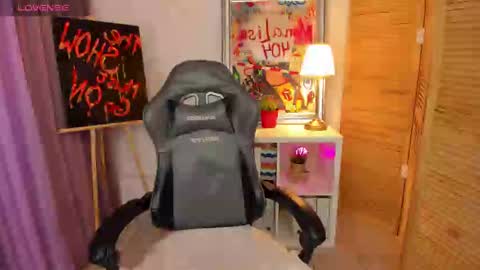 fiamoory online show from February 3, 2025, 1:30 am