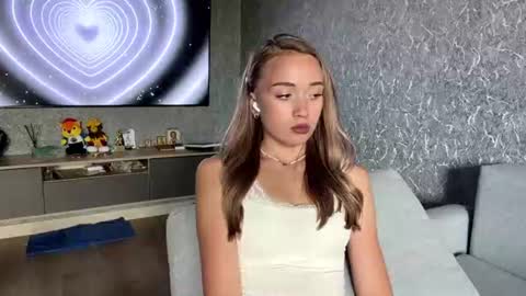 Eva online show from June 24, 2026, 9:19 am