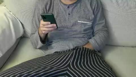 Snapshot of fidelio89 chatting on May 17, 2026, 8:16 pm Fid online show from May 17, 2026, 8:16 pm
