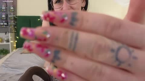 Bonnie online show from April 9, 2026, 10:09 am