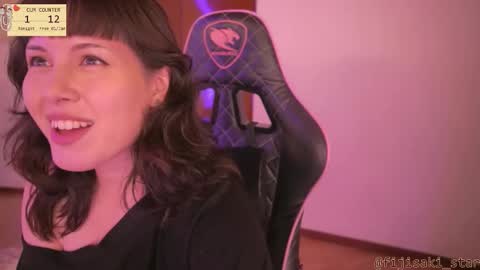 Fijisaki  Soni online show from February 3, 2026, 6:40 am