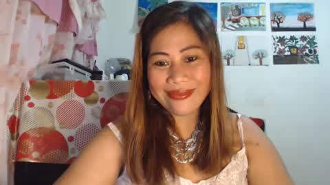 filipina beauty. online show from February 20, 2025, 1:40 pm