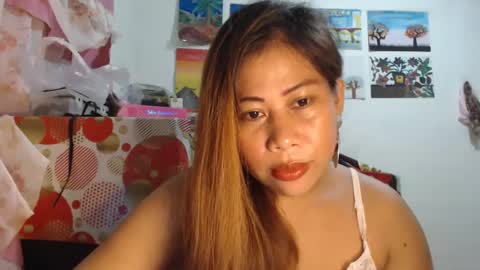 filipina beauty. online show from February 23, 2025, 8:11 pm
