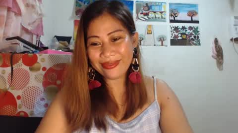 filipina beauty. online show from February 24, 2025, 3:20 pm