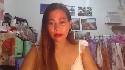 filipina beauty. online show from September 14, 2025, 9:25 pm