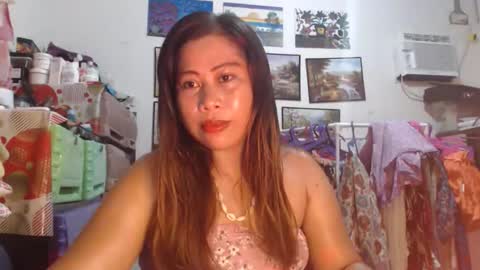 filipina beauty. online show from September 28, 2025, 5:29 pm